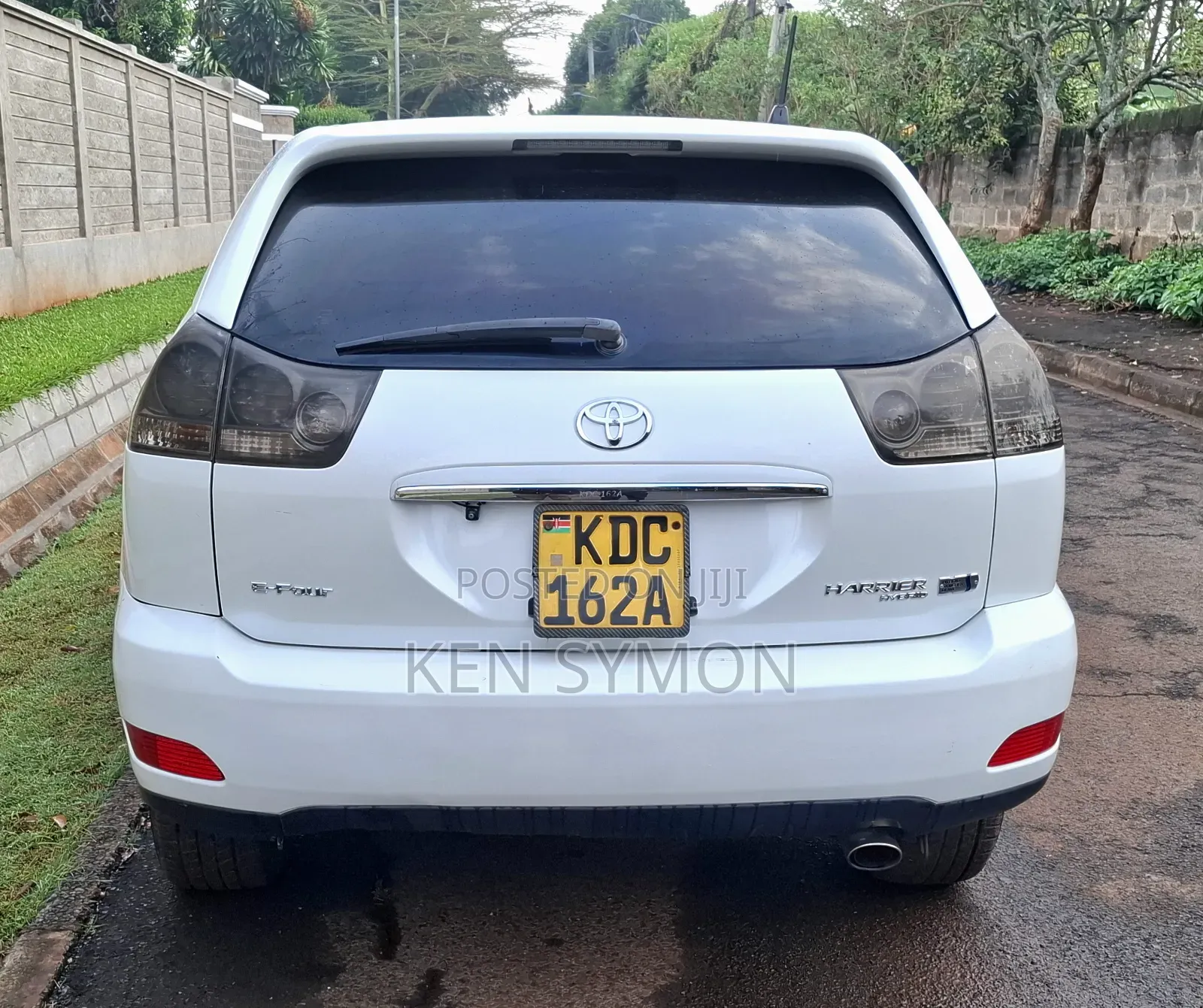 Toyota Harrier 3.3 Hybrid 4WD 2011 White
