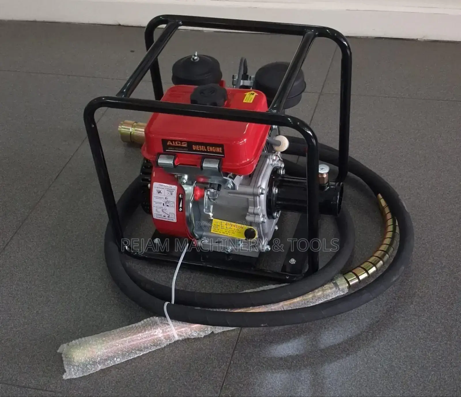 Aico Portable Concrete Vibrator Powered by 8hp Diesel Engine 45mm