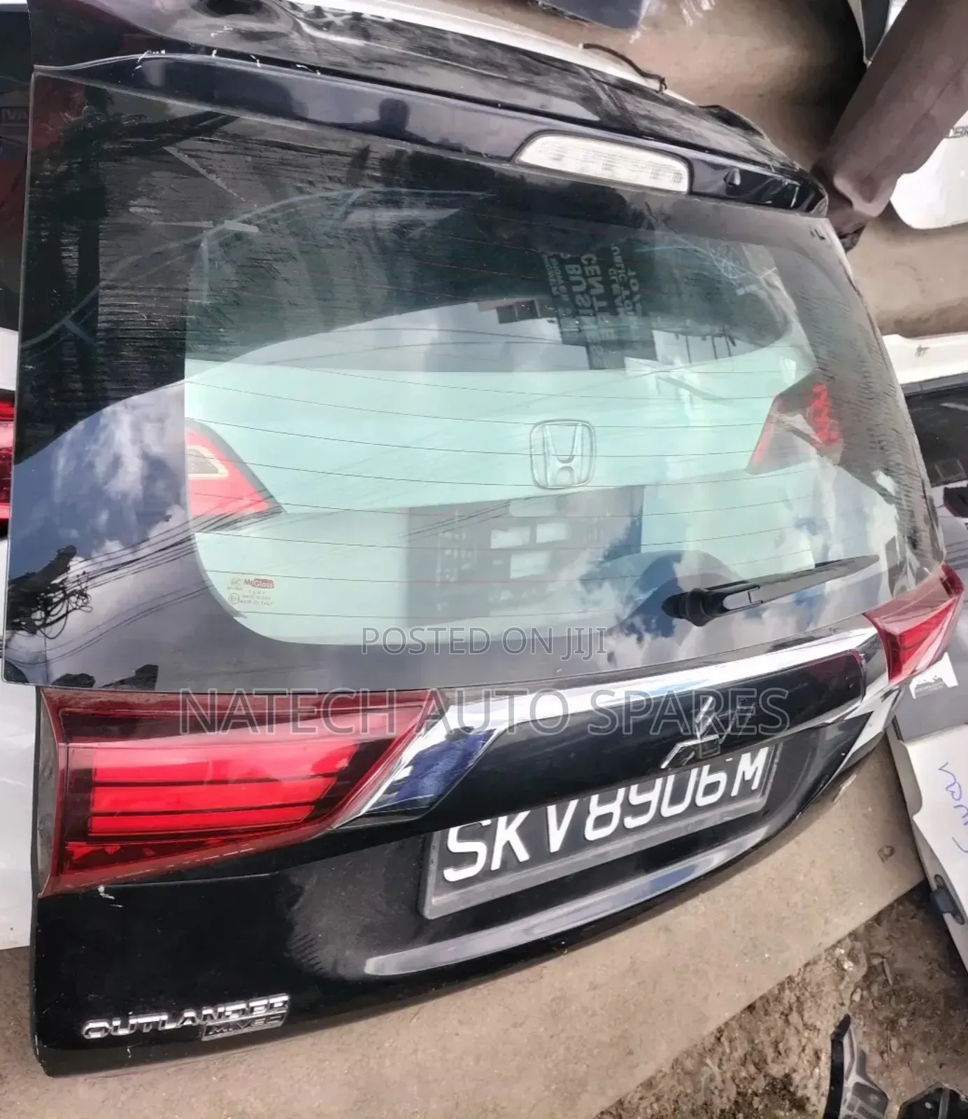 Mitsubishi Outlander 2017 Boot (Power)