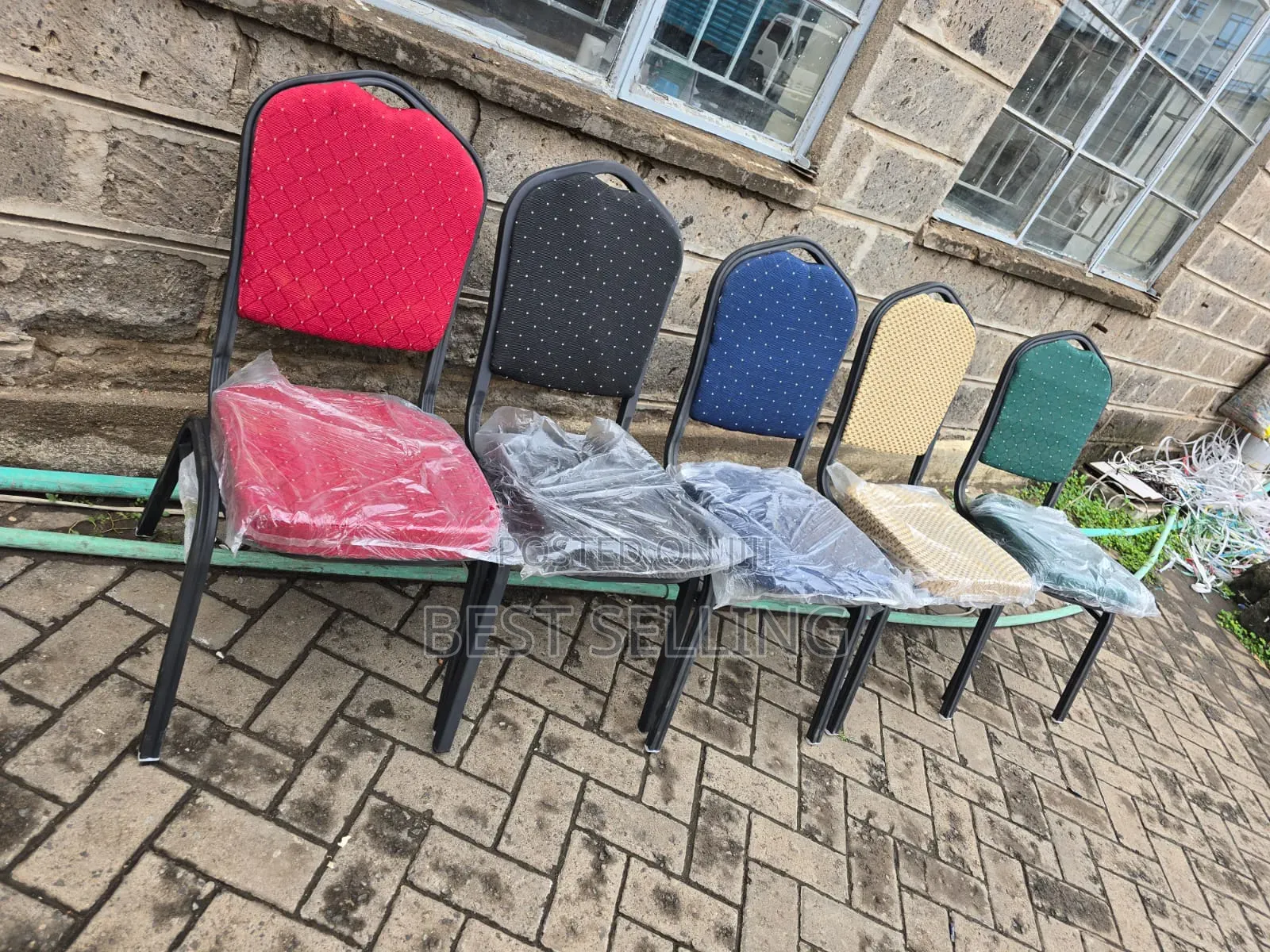 Black Stand Banquet Chairs