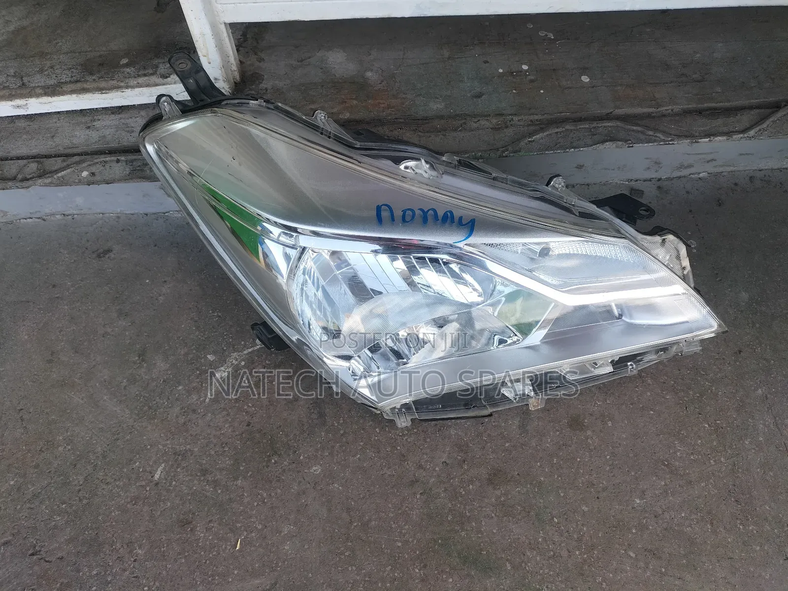 Toyota Vitz 2017 (301) Headlight Non Zenon