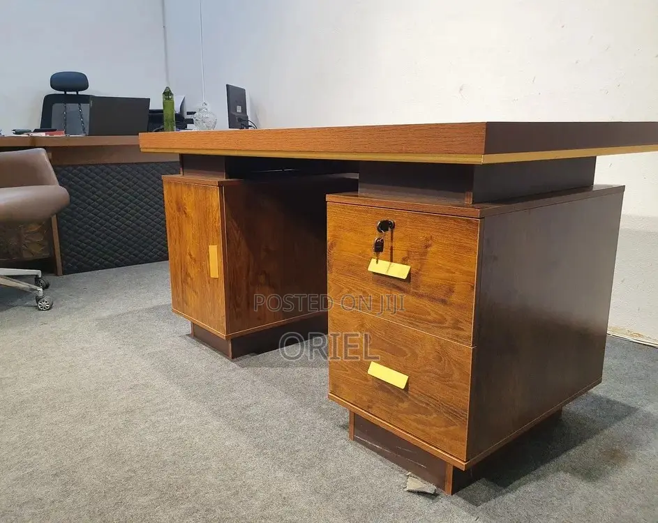 Office Executive Tables; Elegant Executive Office Computer Desk