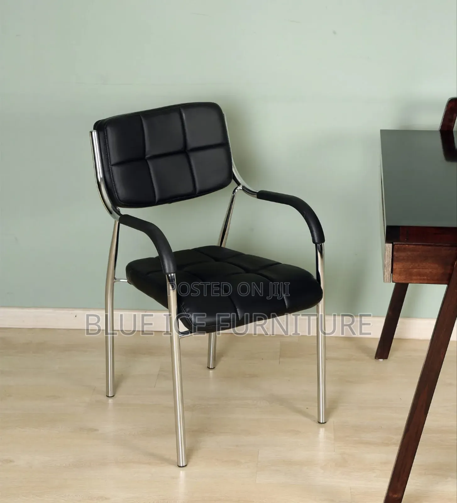 Metal Stand Leather Waiting Chair