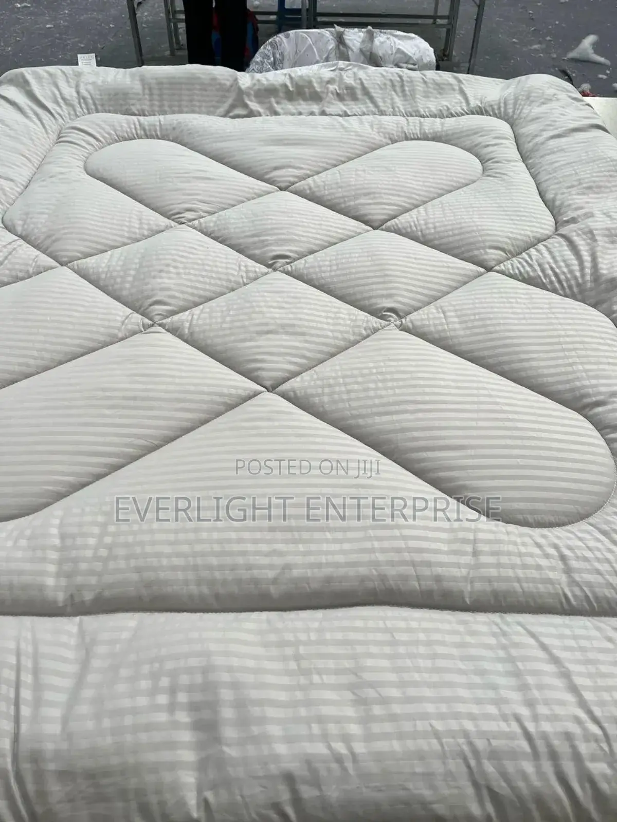 Binded Duvet Coloured