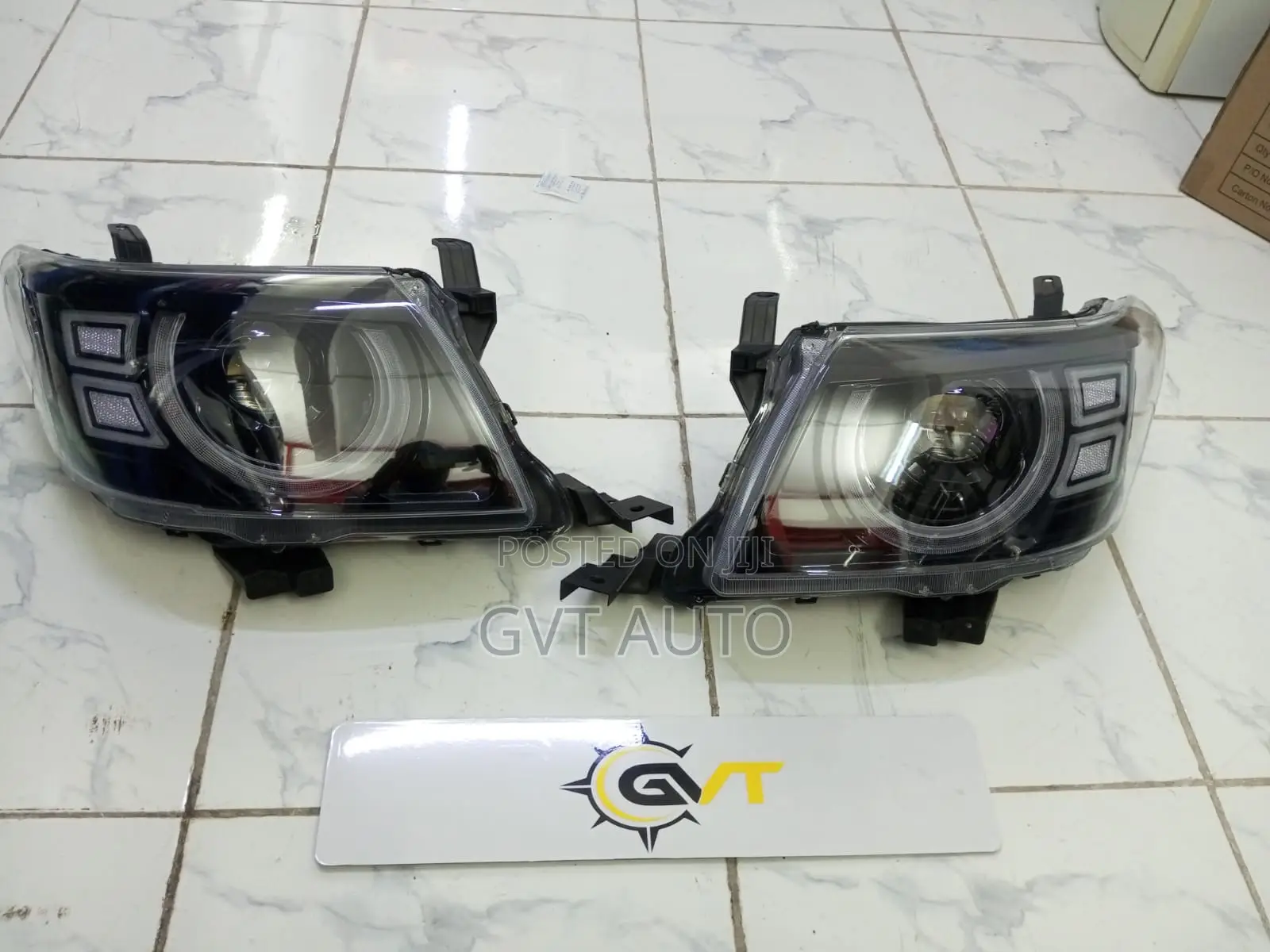 Hilux Vigo Aftermarket Headlights