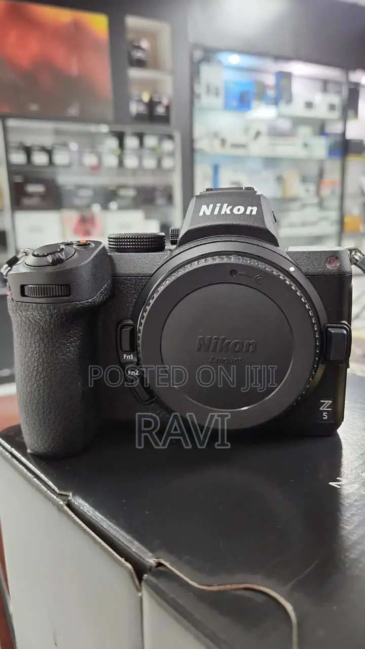 Nikon Z5 Kit 24-50mm