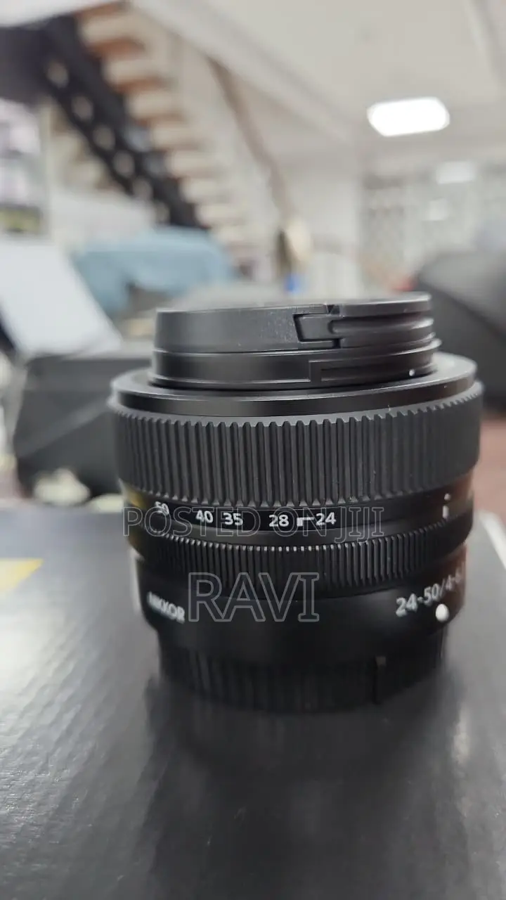 Nikon Z5 Kit 24-50mm