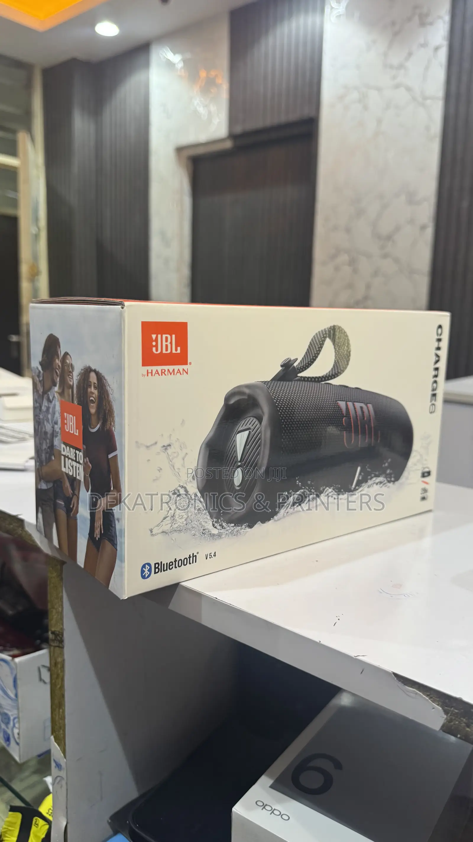 JBL Charge 6