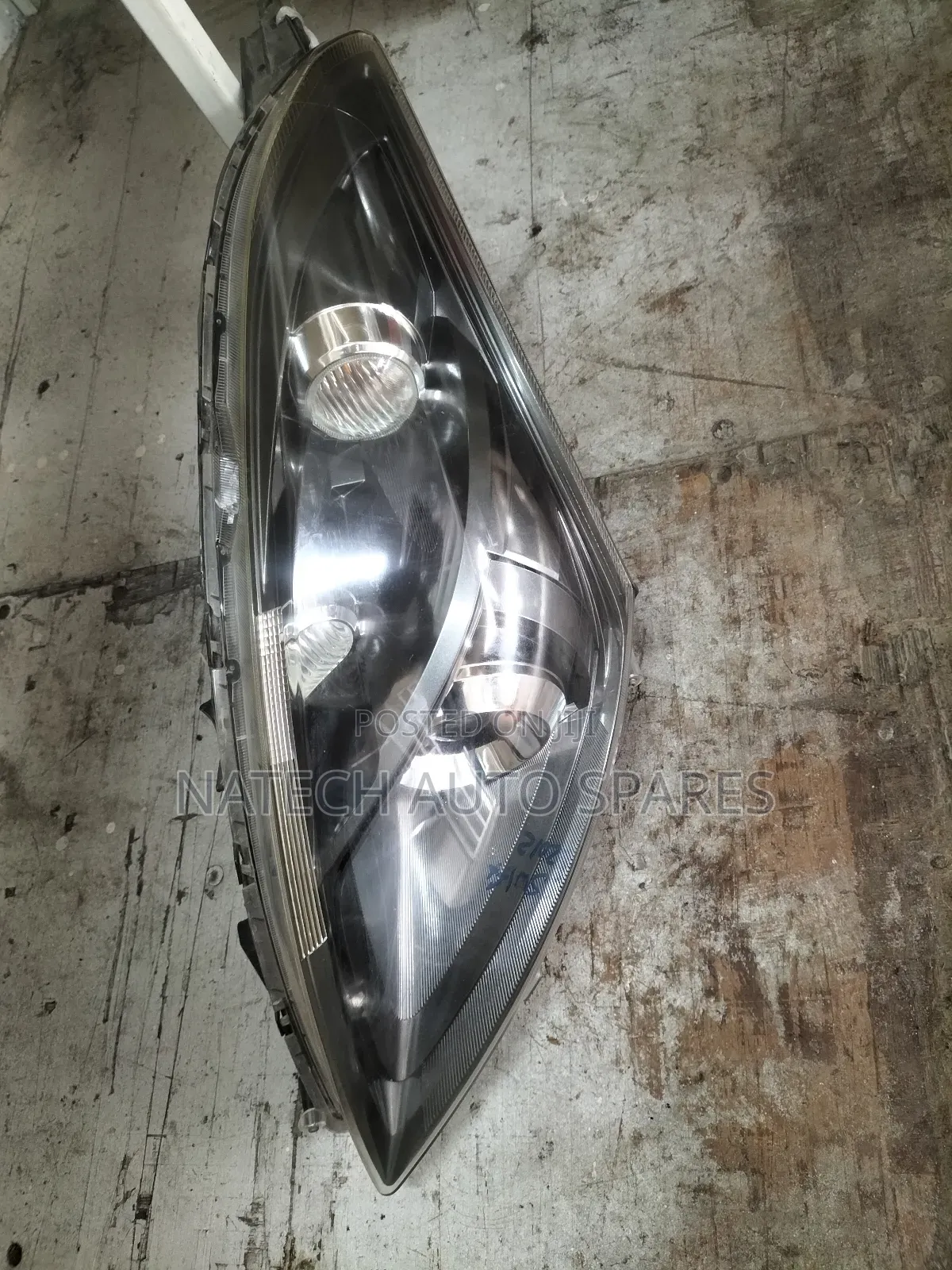 Suzuki Swift 2013 Headlight Zenon (Black Shade)