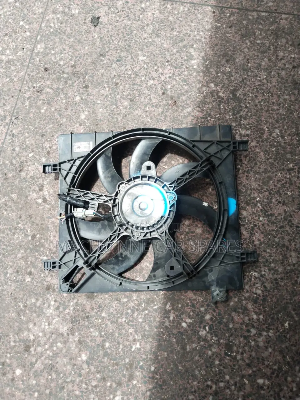 Nissan Note E12 Radiator