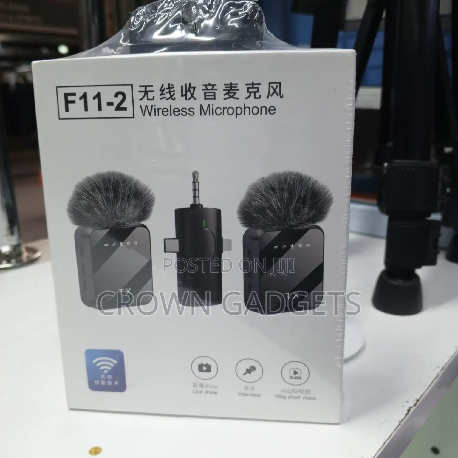 F11-2 Lavalier Mic Wireless System With 8h Battery