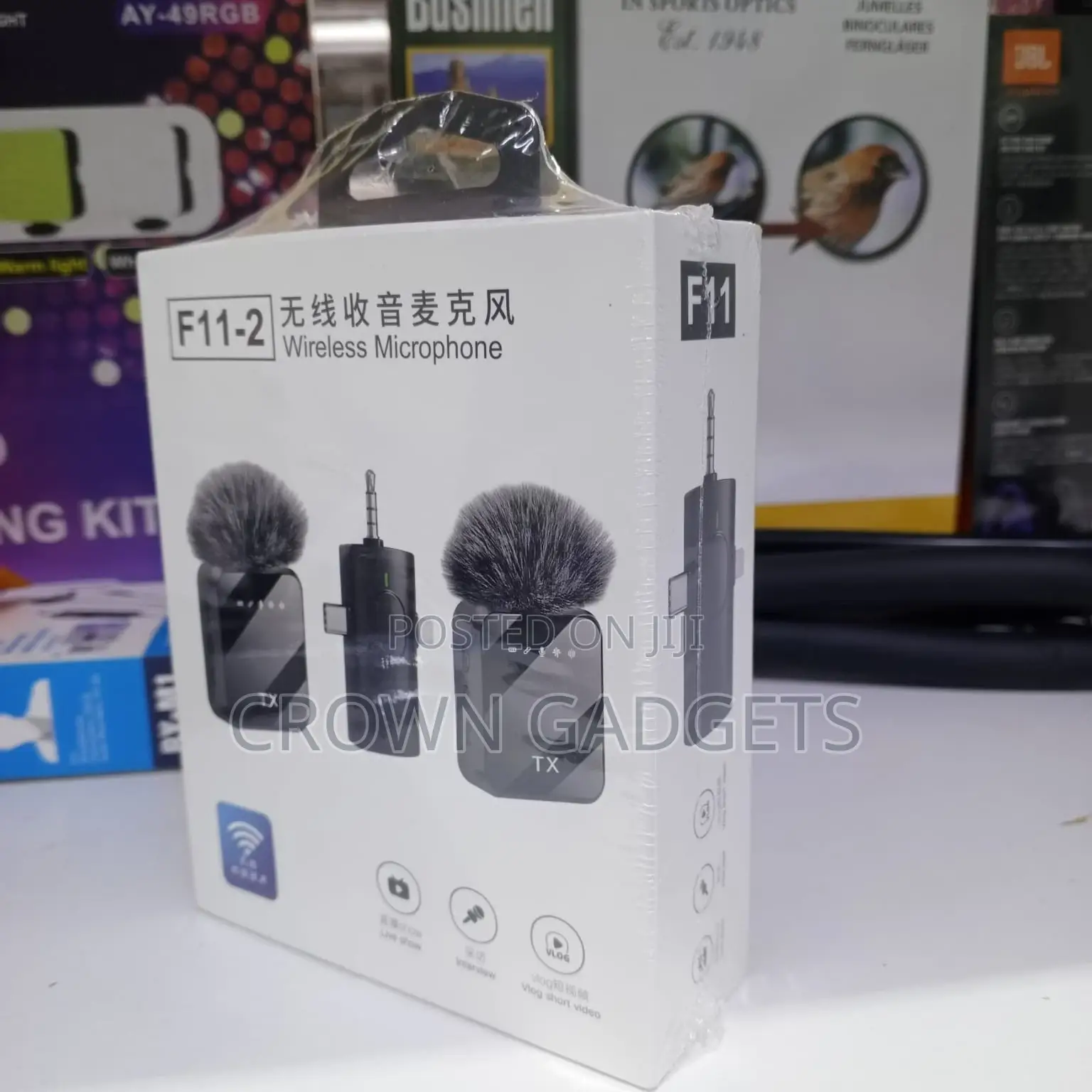 F11 Clip-on Wireless Lapel Mic With Noise Reduction for iPhone/Android