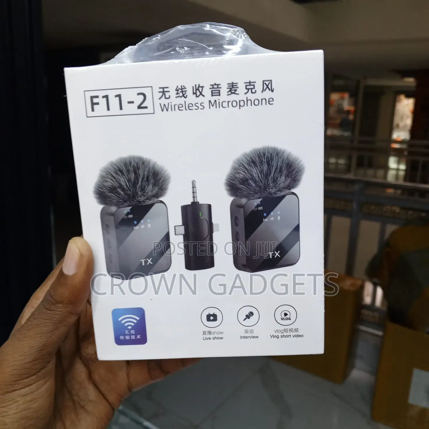 F11-2 2.4g Wireless Lavalier Microphone for Live Streaming Interview