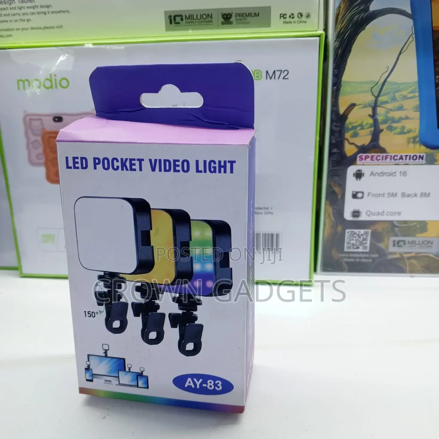 Ay-83 Mini RGB Led Video Light With Clip-on Mount