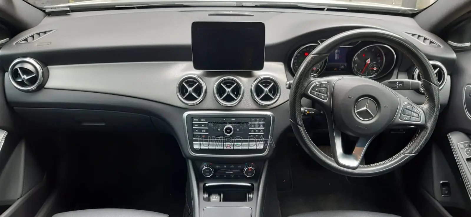 Mercedes-Benz GLA-Class 2017 White