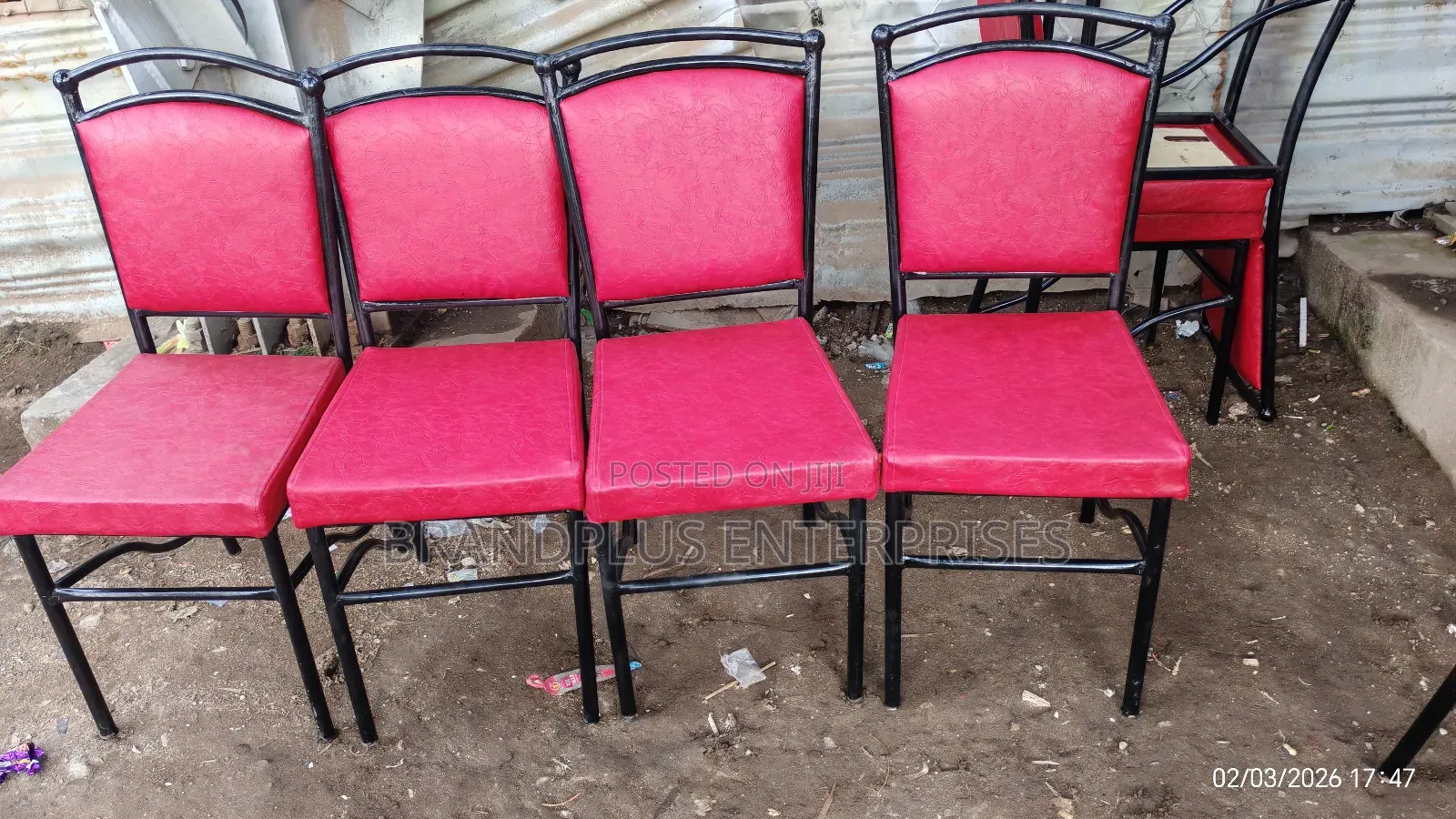 Red Dinning, Restaurant And Bar Seat