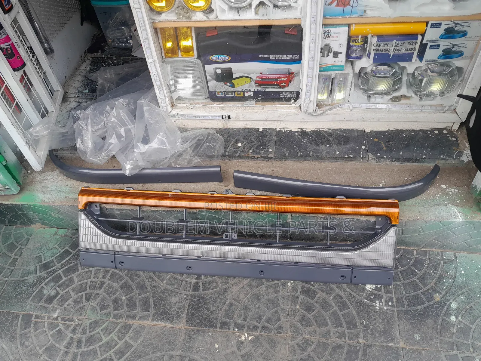 Front Grill Mitsubishi Canter 4d32/4d33 Fh215 Fe511 1993-1999 Onwards