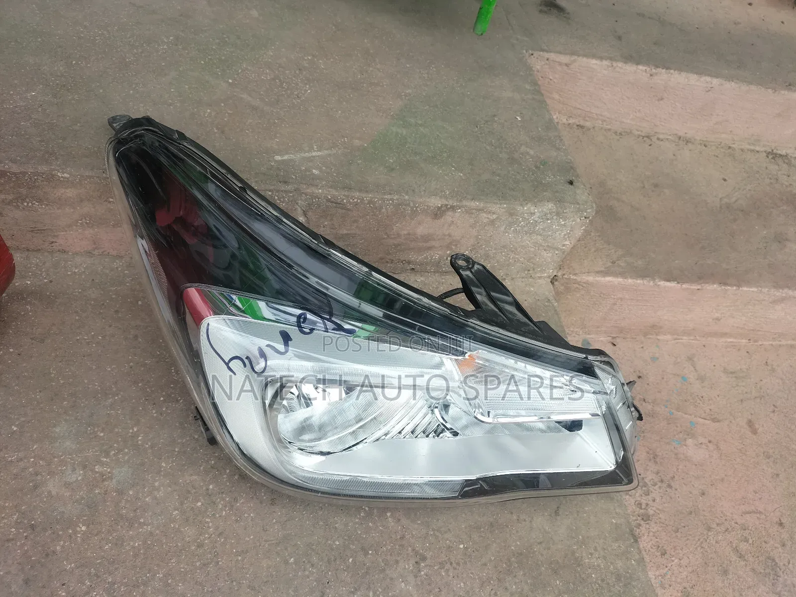 Subaru Forester SJG 2016 Headlight Non Zenon (8e)