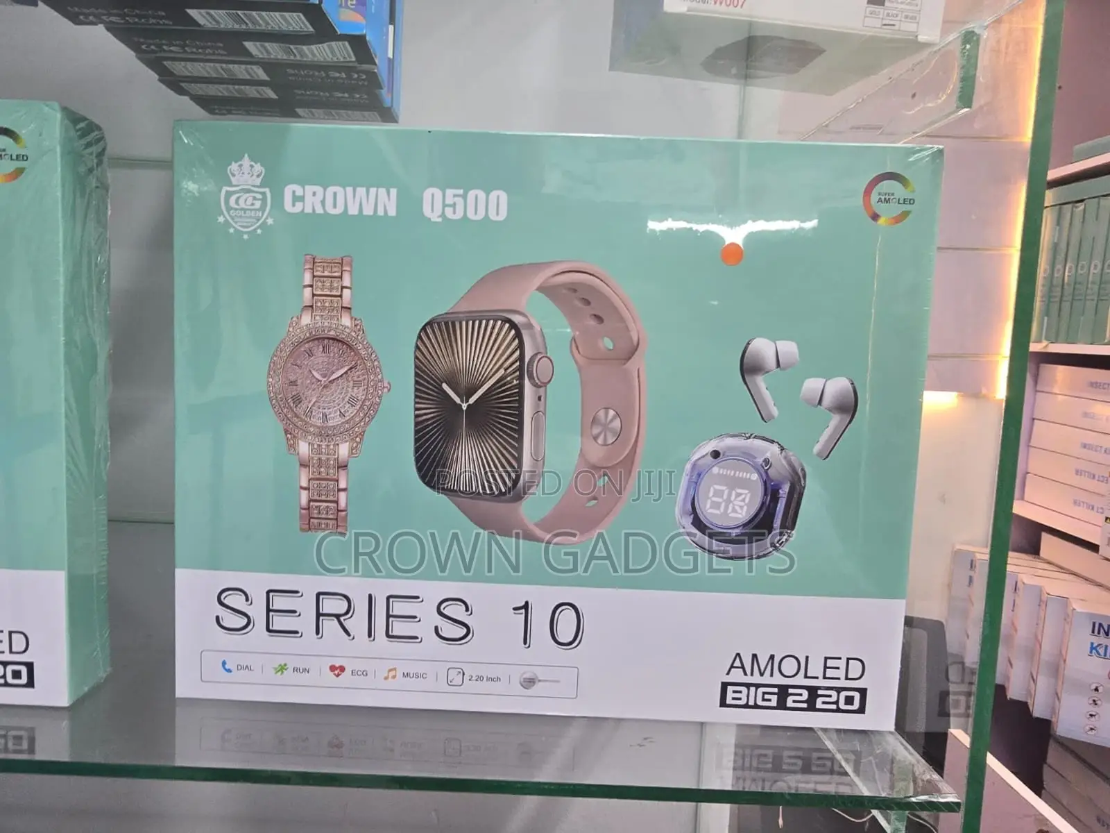 Crown Q500 Series 10 Smartwatch With Earbuds Set