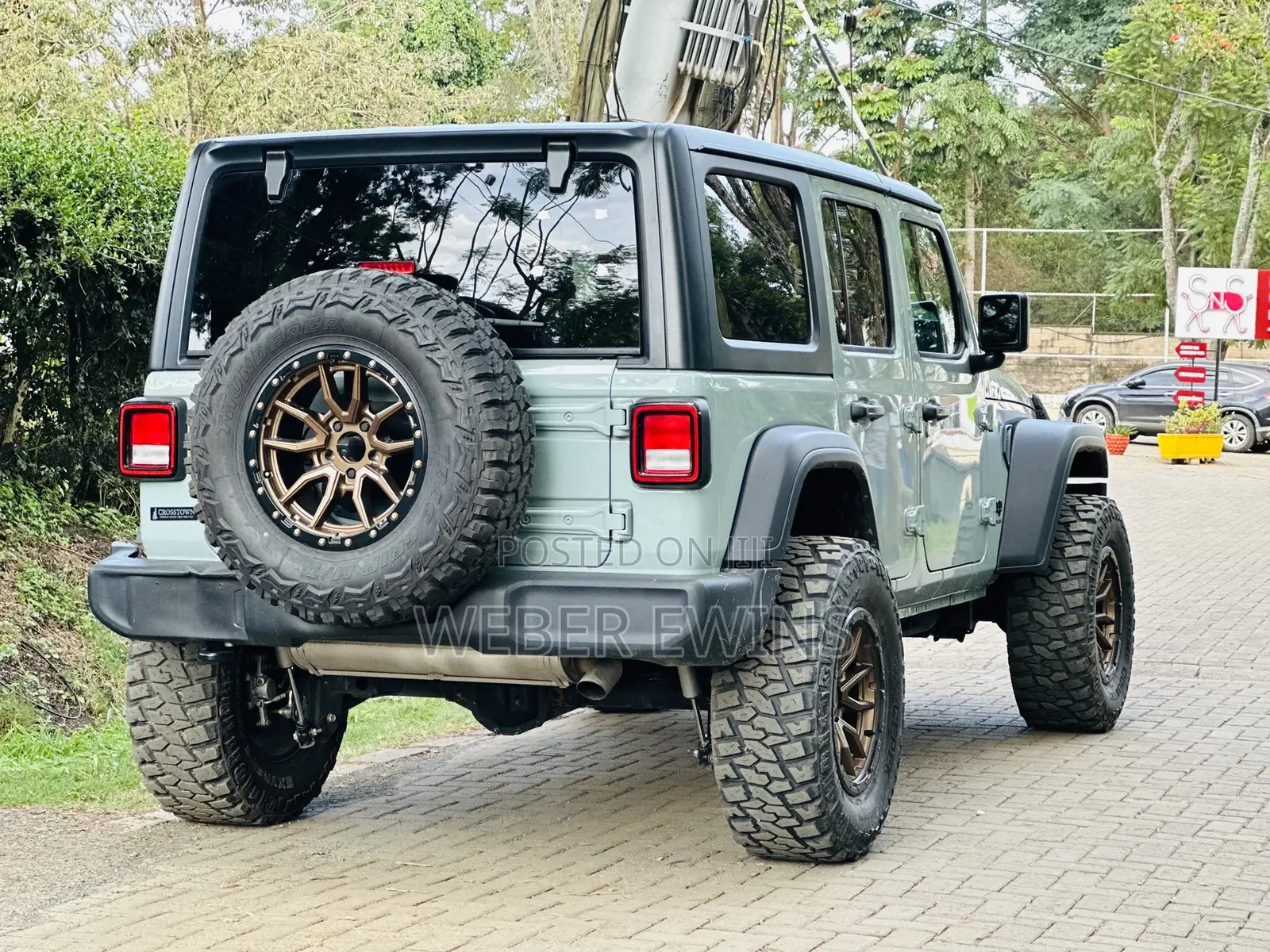 Jeep Wrangler Sahara 4 Door 4x4 2024 Green
