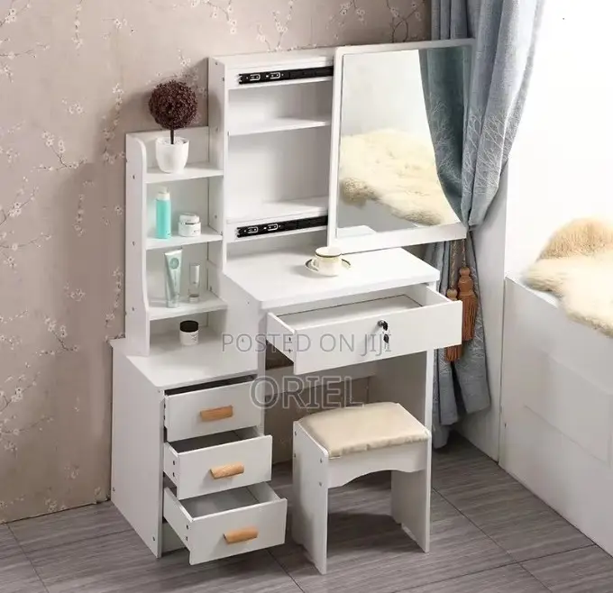 Dressing Table; Chic Bedroom Cosmetic Organizer Table