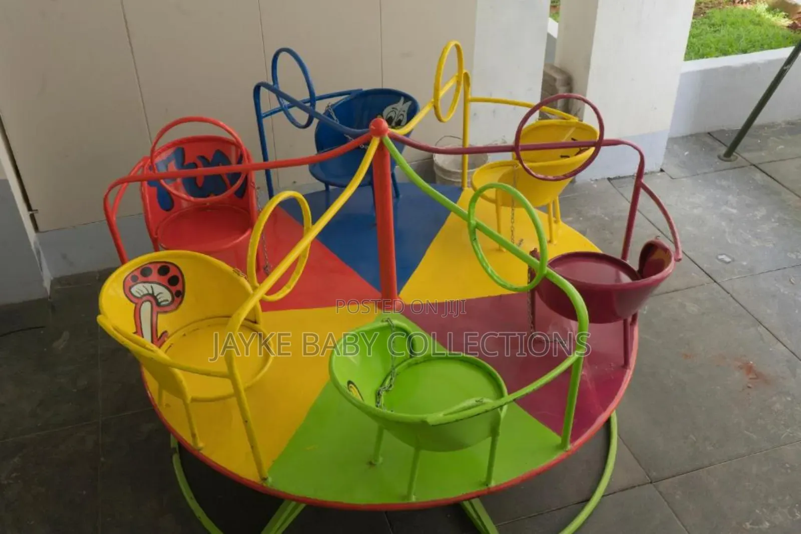 Need Playground Upgrade? 4,6 ,8-Seater Merry-Go-Round