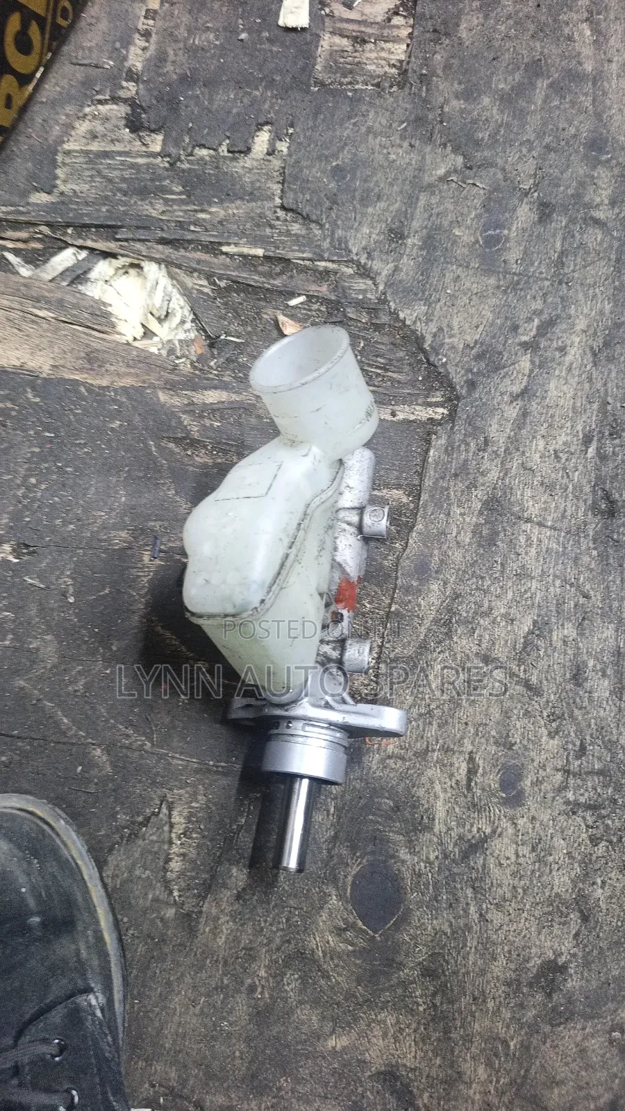 Daihatsu Mira Break Master Cylinder