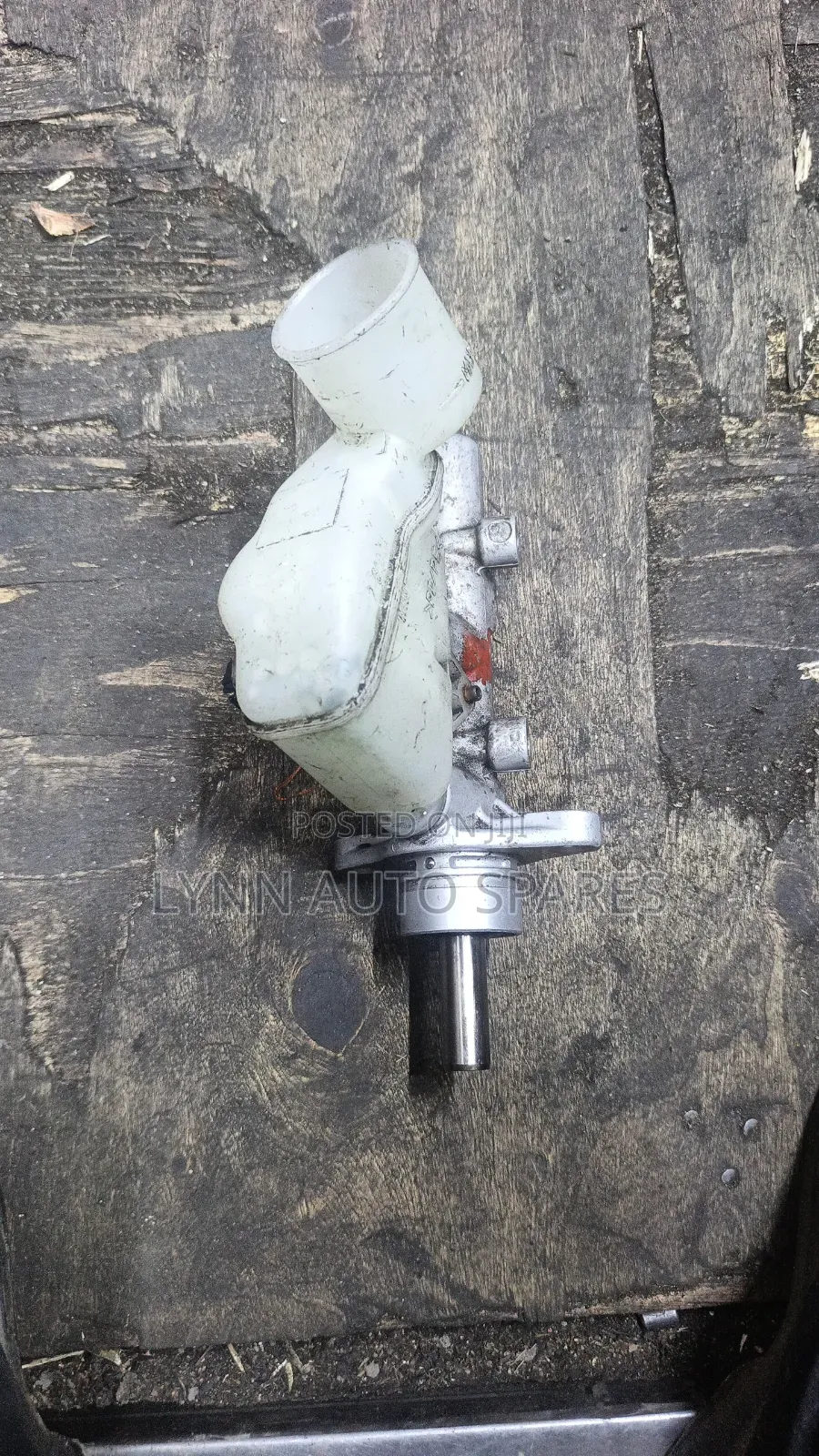Daihatsu Mira Break Master Cylinder