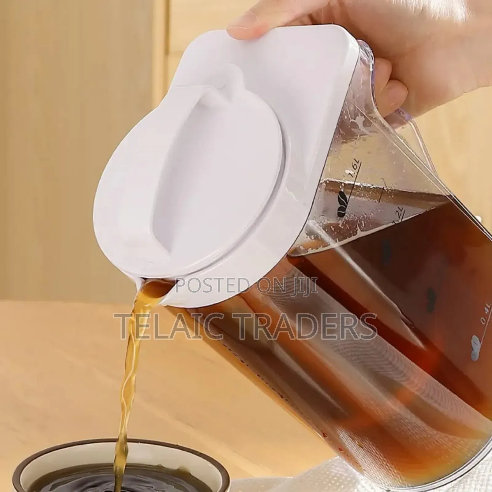 Airtight Acrylic Jug 1.6 Litre