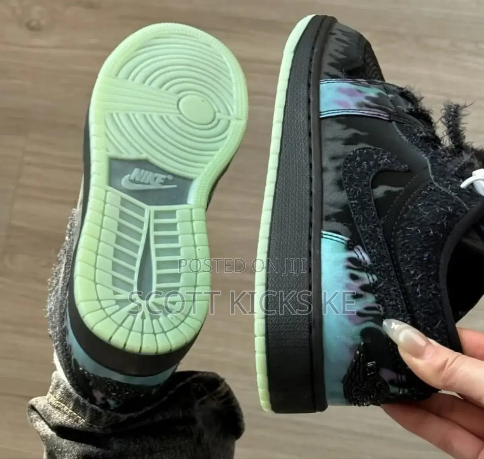 Air Jordan 1 Low Fortune Fly (Glow in the Dark)