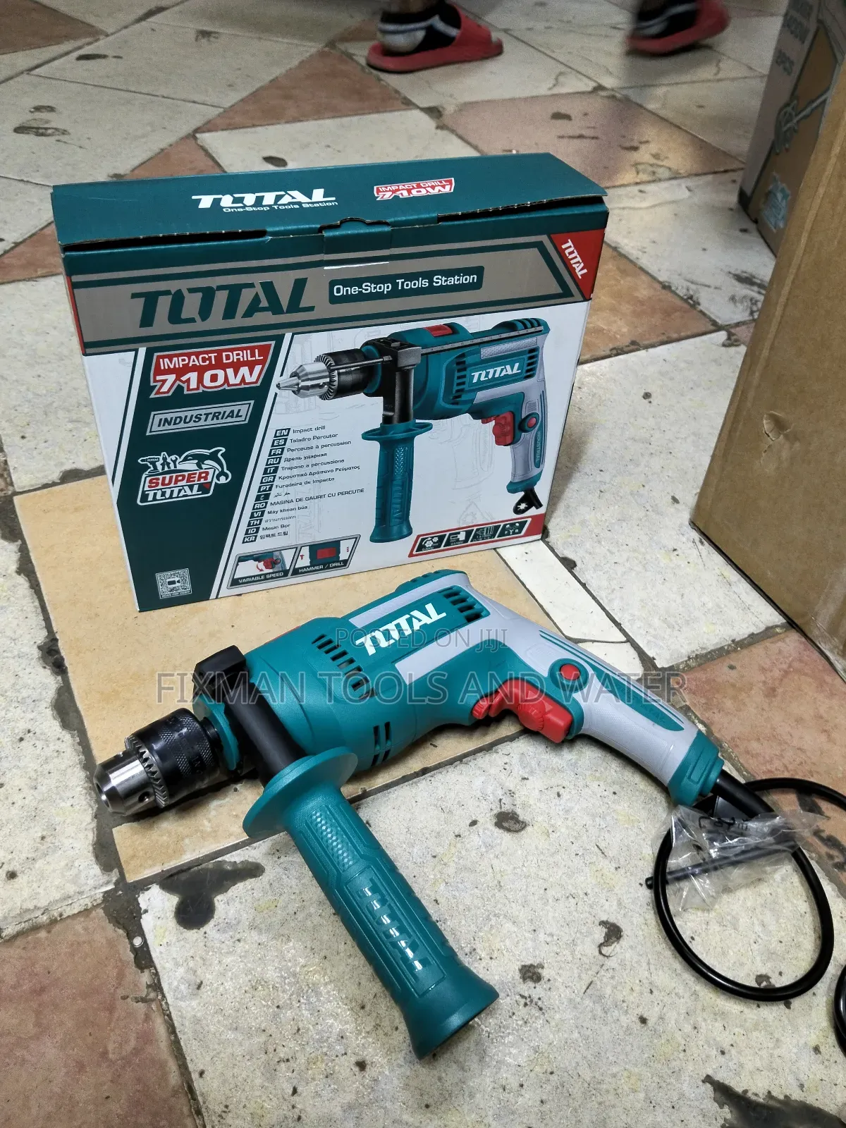 Powerful Total Impact Hammer Drill 710 W 13 Mm Chunk
