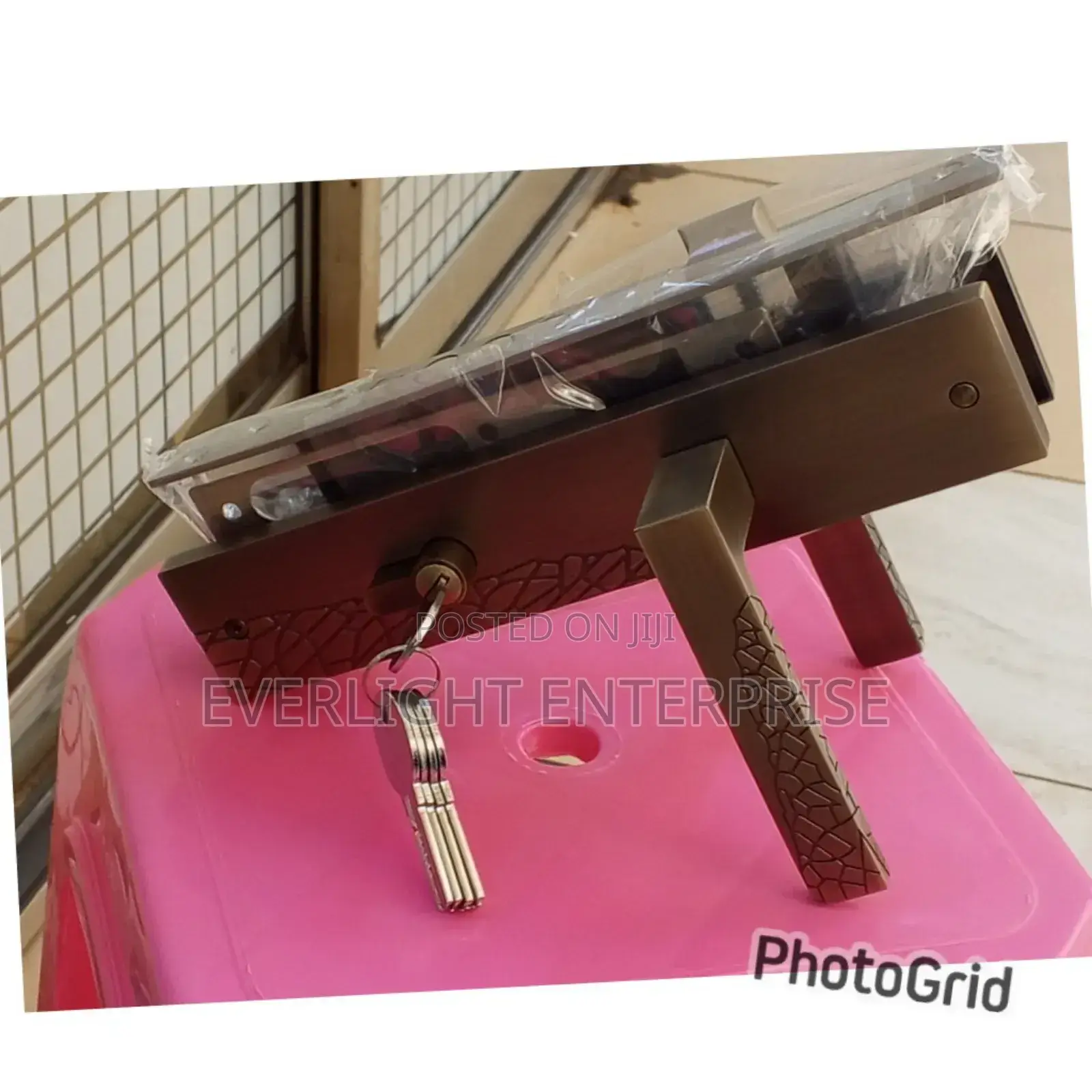 Available Fealty Door Lock