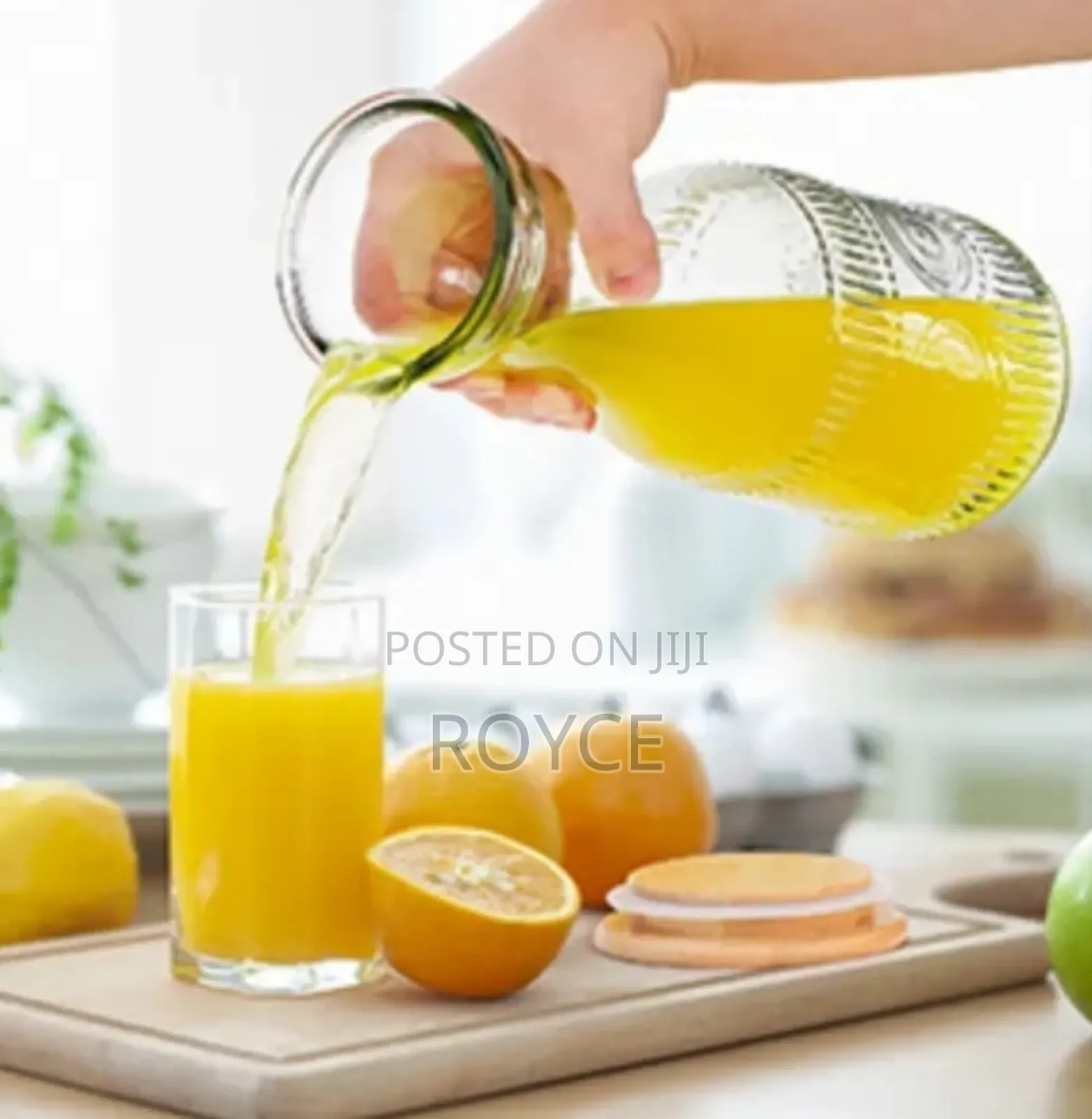 Glass Carafe With Bamboo Lid- 1l