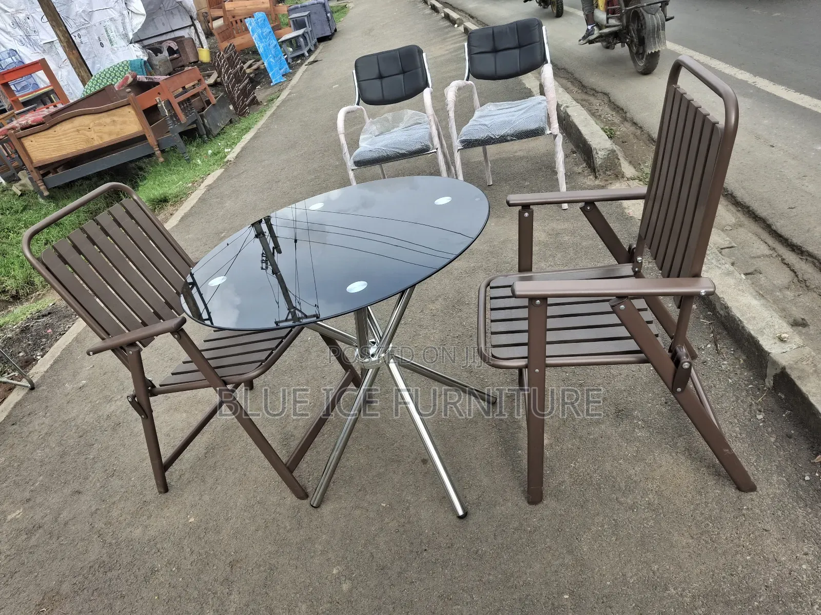 Modern Balcon Table With Chair