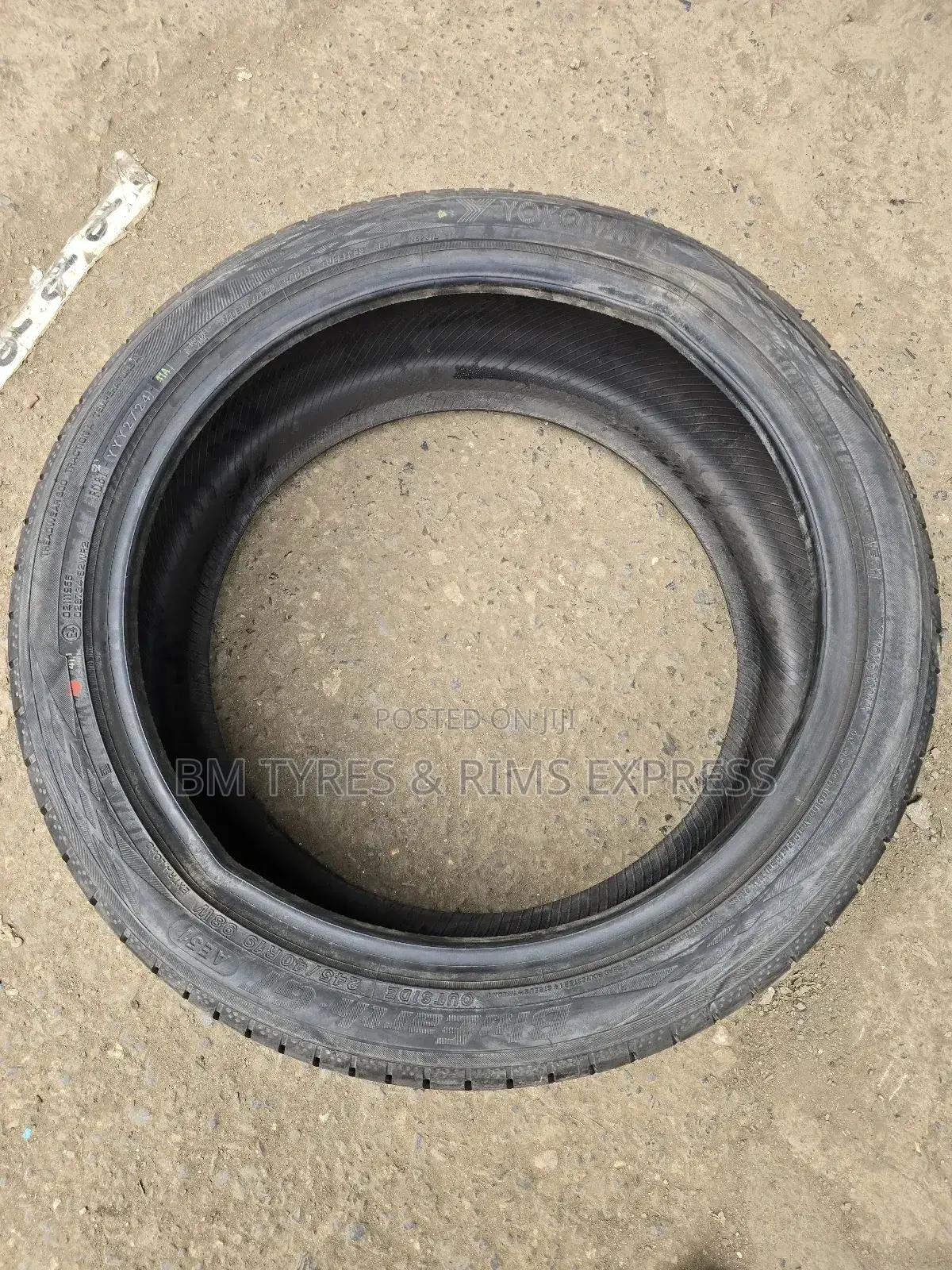 245 /40 R19 Yokohama Tyres (Blueearth Gt)