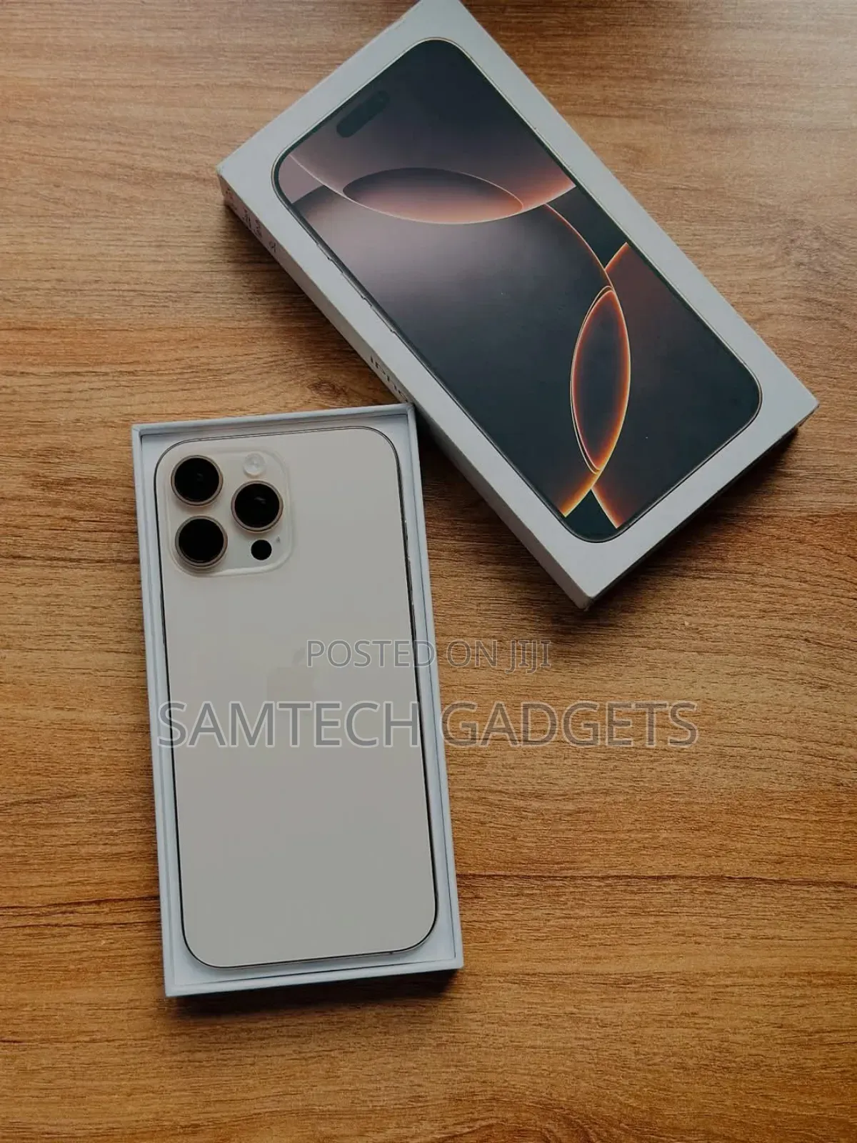Apple iPhone 16 Pro Max 256 GB Gold