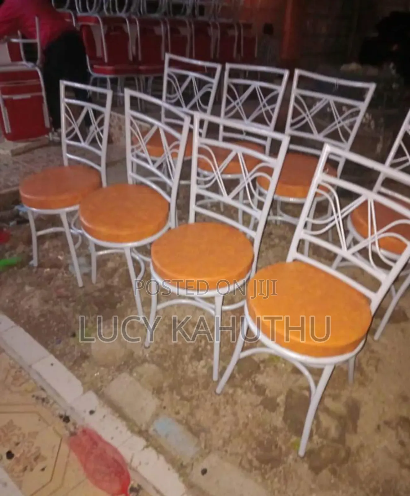 Classic Unquie Restaurant Chairs With Powder Coating T