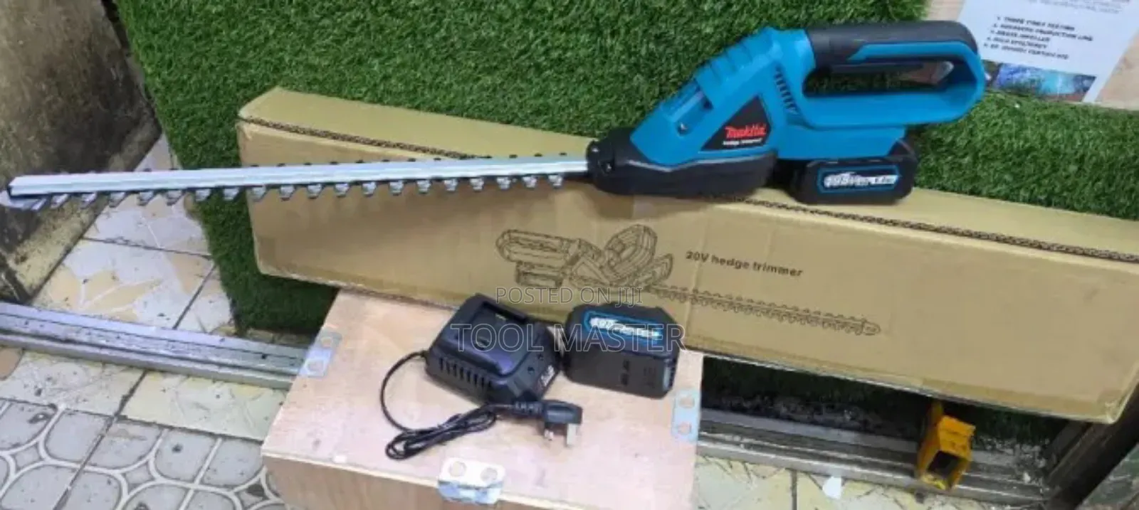 Cordless Hedge Trimmer /98v Makita Rechargeable Hedge Trimmer