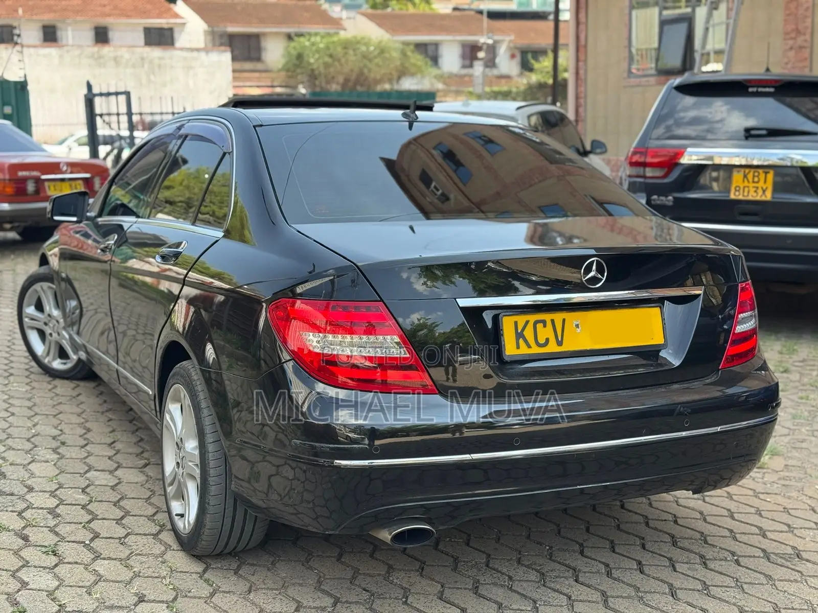 Mercedes-Benz C200 2012 Black