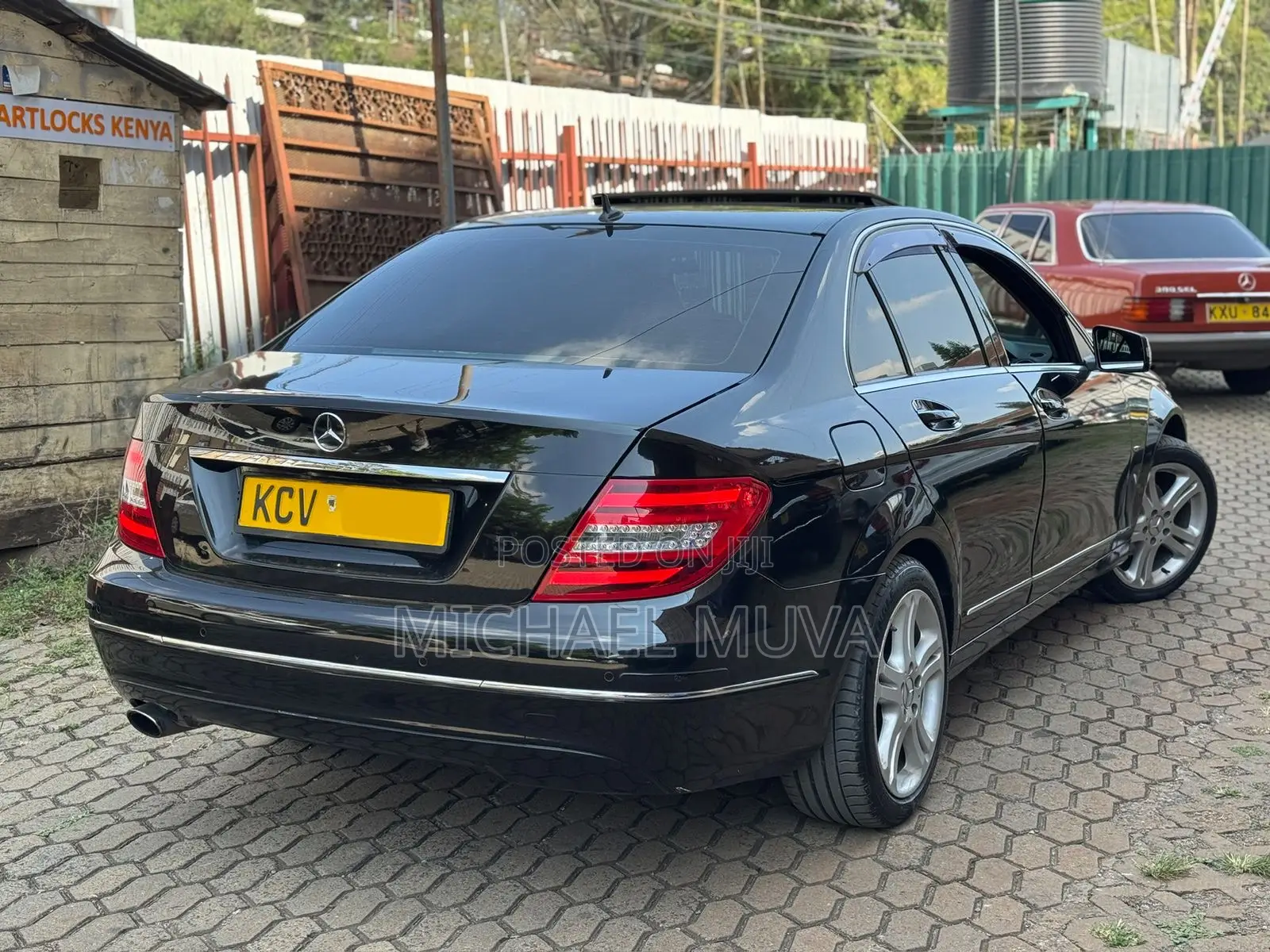 Mercedes-Benz C200 2012 Black