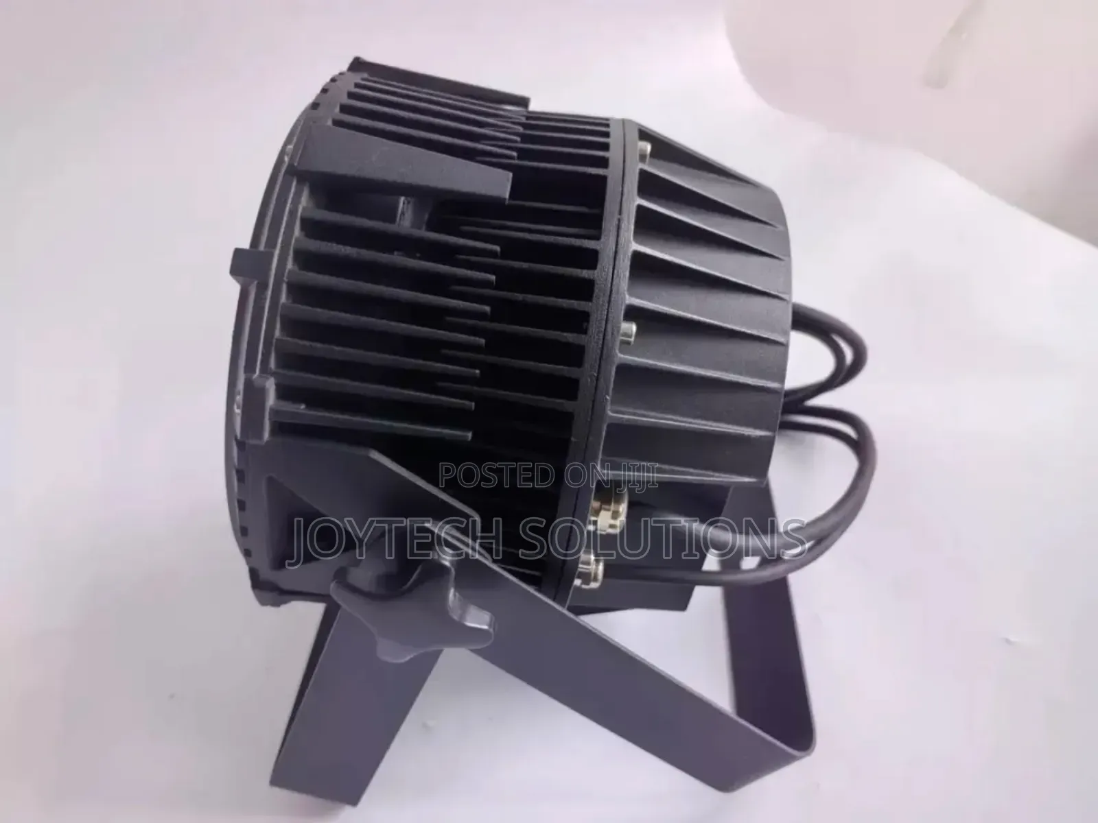 Water Proof RGBW Stage Event Light. Full Colours DMX Connection.