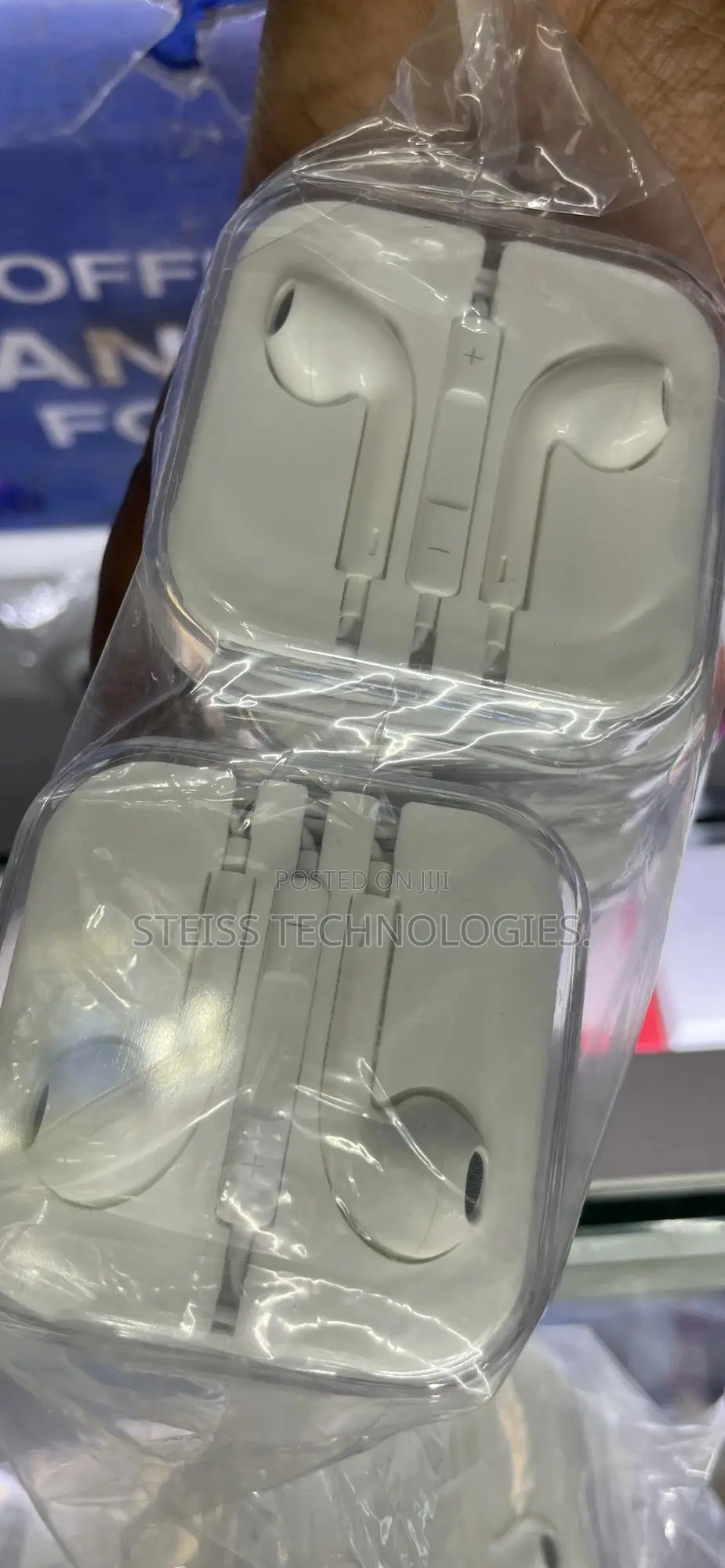 iPhone- Jack Earphones.
