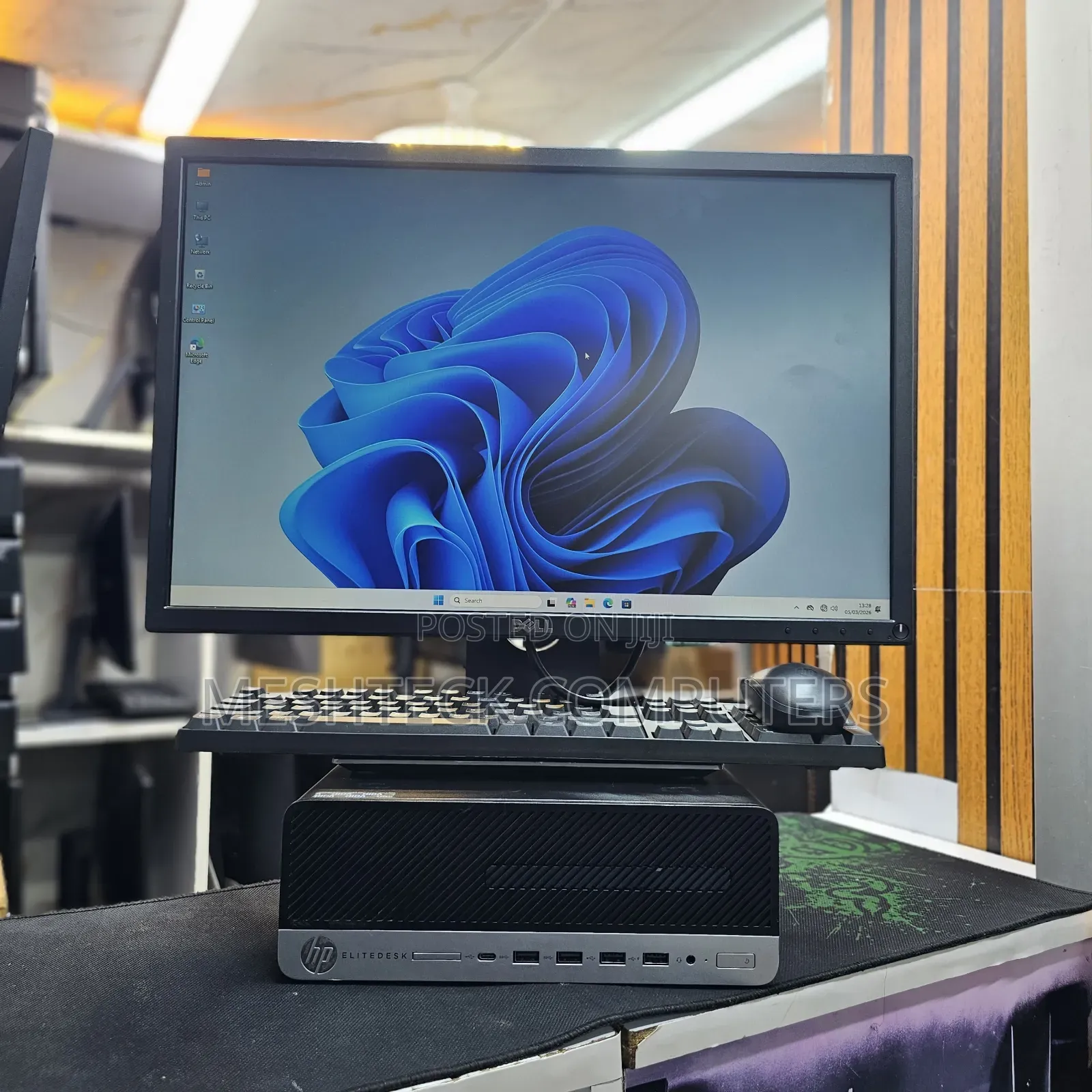 Desktop Computer HP EliteDesk 705 16GB AMD Ryzen 5 SSD 256GB