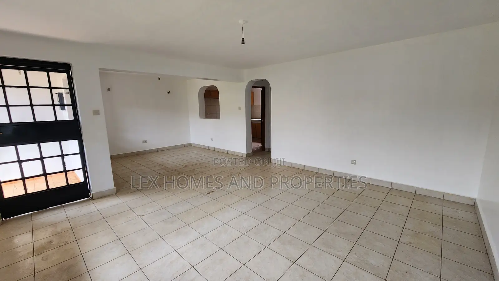 3bdrm Maisonette in Maasai Lodge for sale