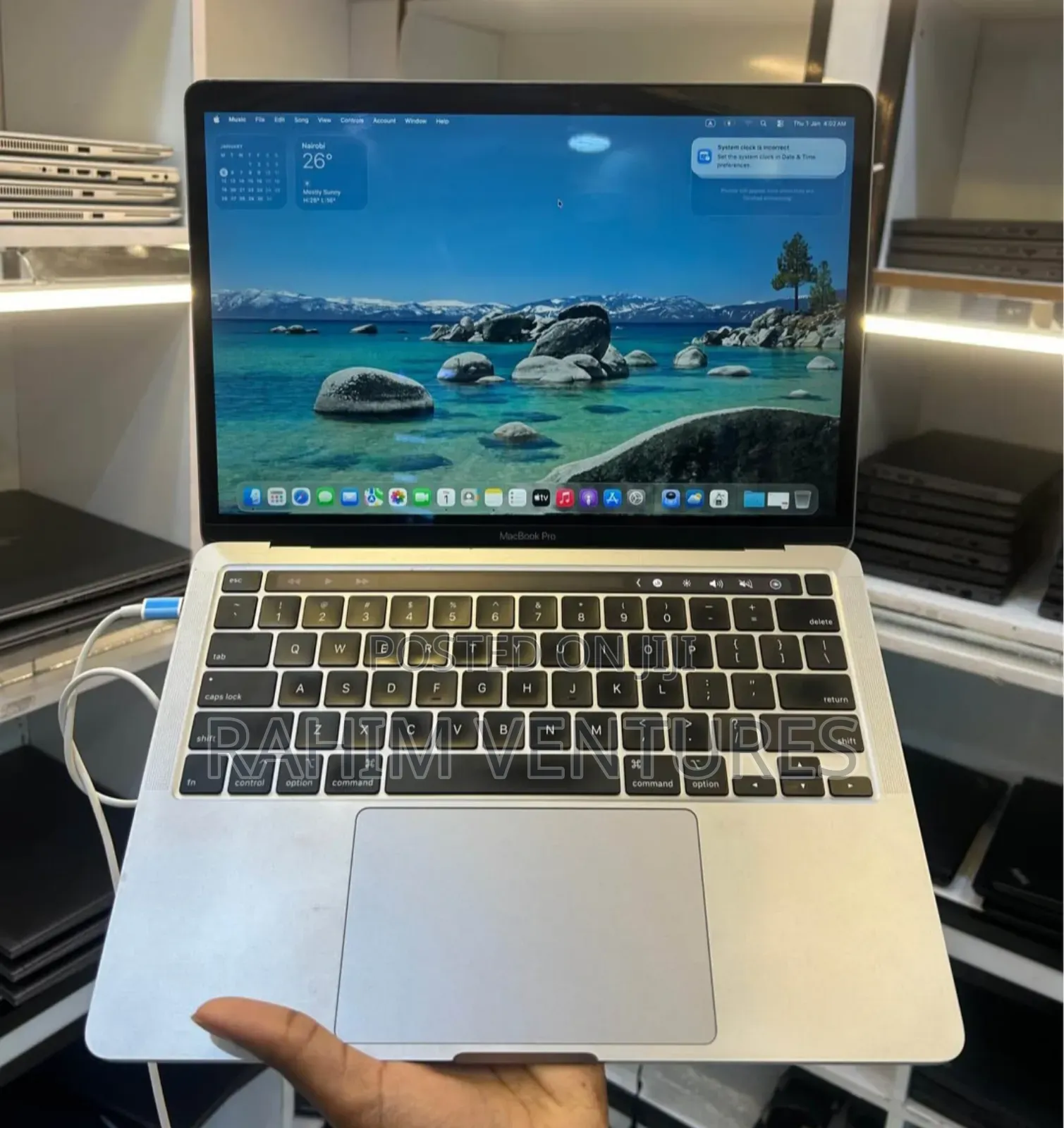 Laptop Apple MacBook 2020 32GB Intel Core i7 SSD 512GB