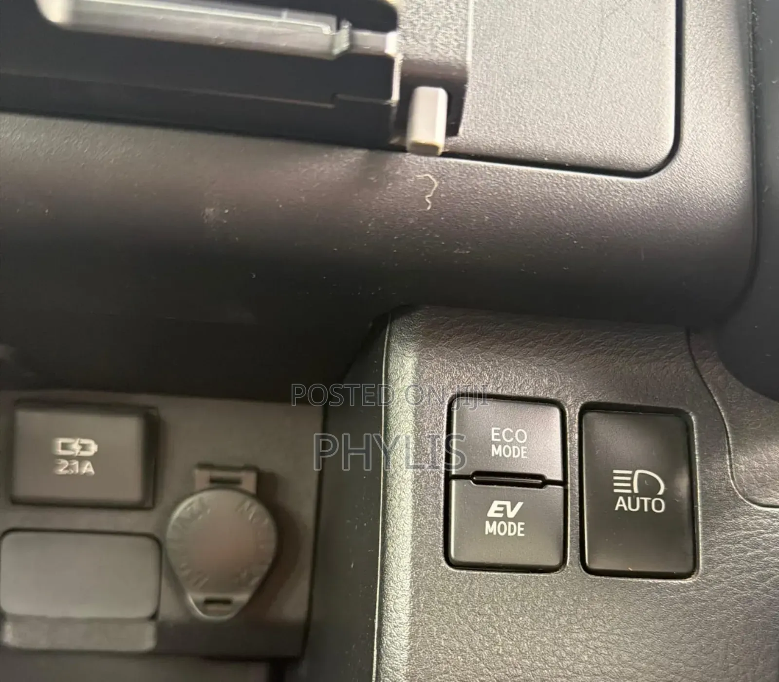 Toyota Probox 1.5 Hybrid F 2019 Silver