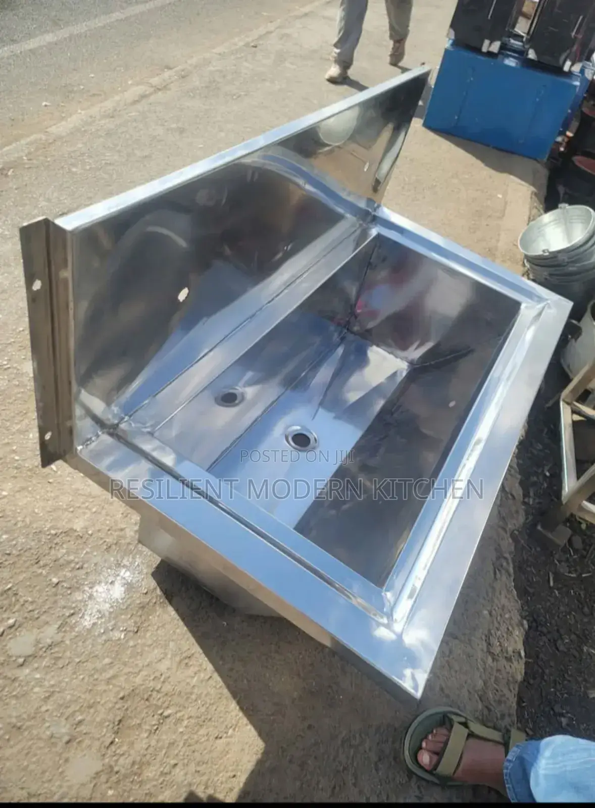 Heavy Gauge Stainless Steel Scrub Sink