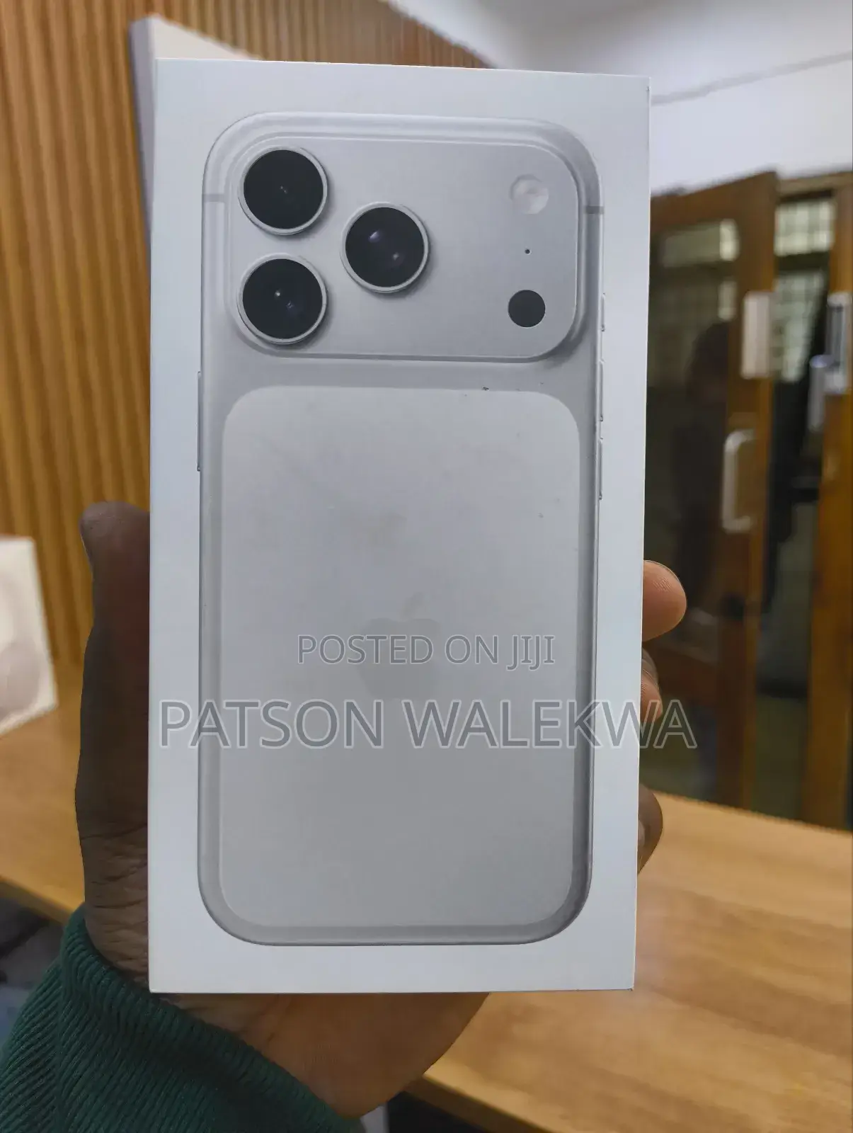New Apple iPhone 17 Pro 256 GB Silver