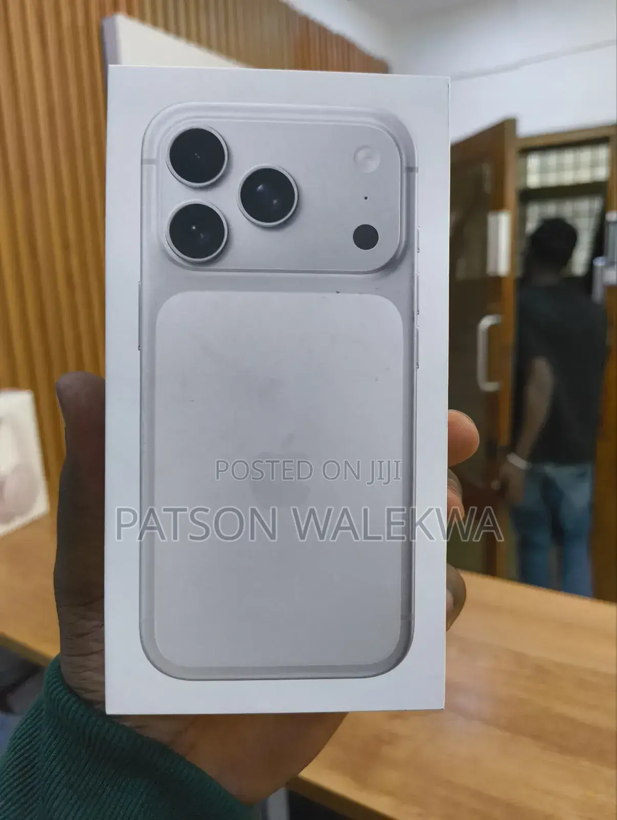 New Apple iPhone 17 Pro 256 GB Silver