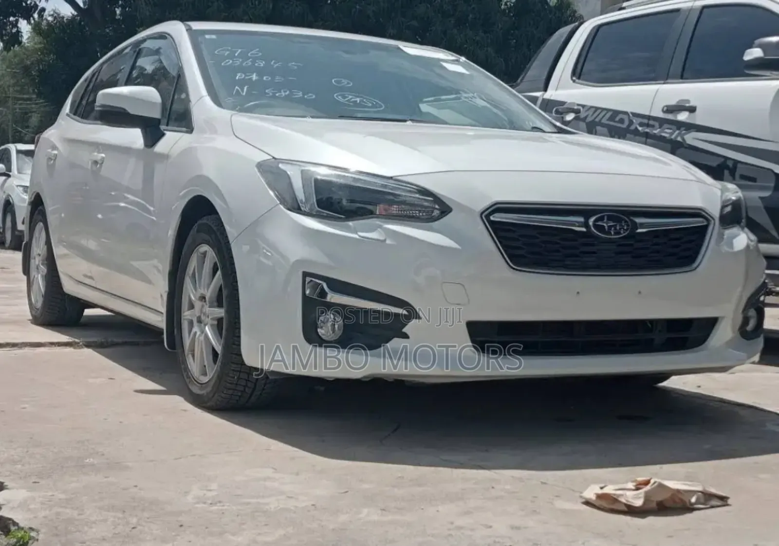 Subaru Impreza 2.0i Premium AWD Hatchback 2019 White